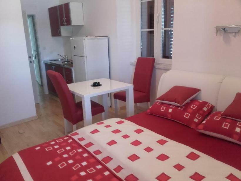 Apartment Riva Biograd Na Moru Eksteriør bilde